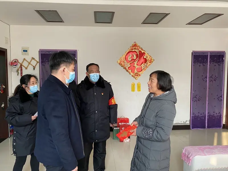 博農(nóng)集團(tuán)走訪(fǎng)慰問(wèn)老黨員、因公去世黨員干部家屬